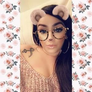 Meet your Posher, Elena